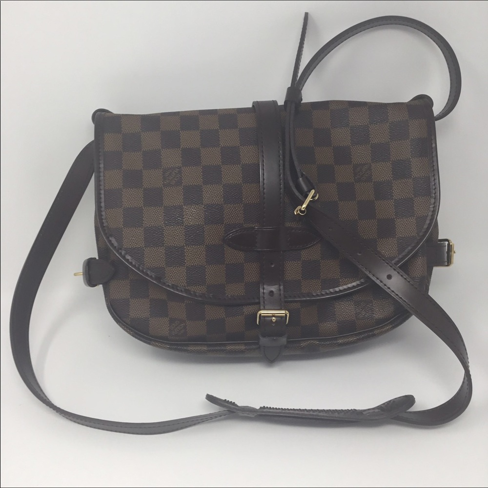 Rare Saumur Damier Like New Condition almont! 30 - Picture 4 of 8